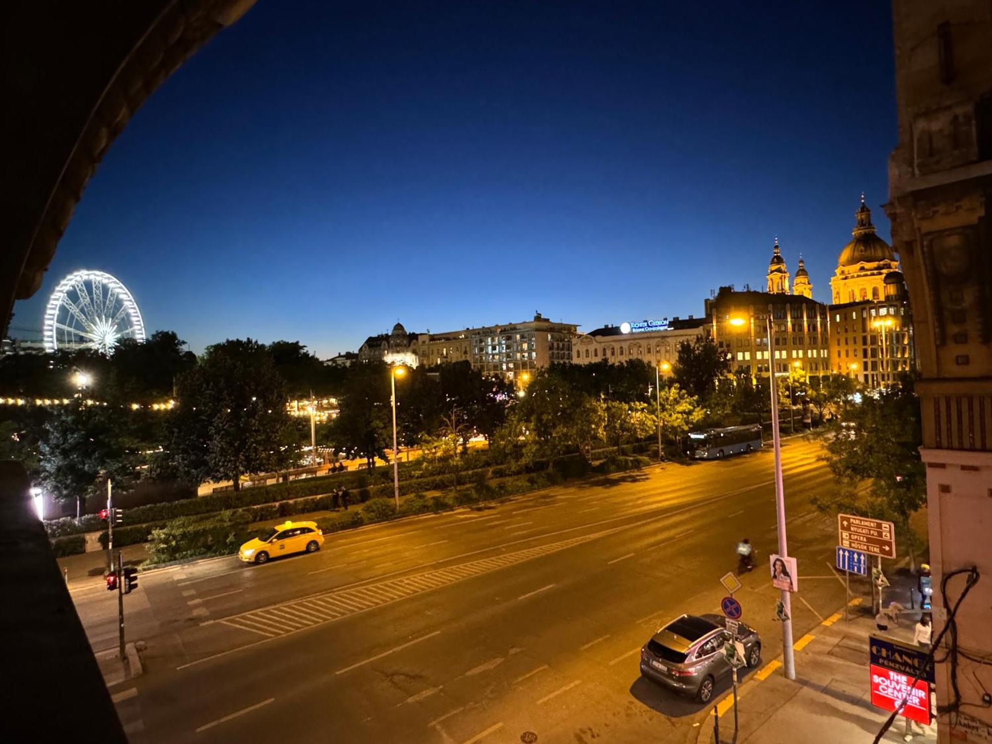 Trigon Palace Apartment Budapest Exterior photo